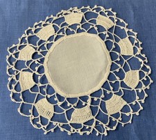 Piccolo centrino rotondo