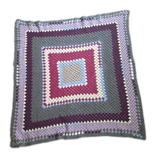 Coperta quadrata fatta mano - a,